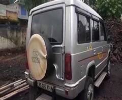 Reporter Stories: কাঁকসায় গ্রেফতার ১২ জন সোনা পাচারকারী, বাজেয়াপ্ত দুটি গাড়ি