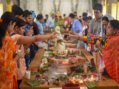 શ્રાવણના પહેલા સોમવારે ઉજૈનના મહાકાલ મંદિરમાં મારામારી, જુઓ વીડિયો