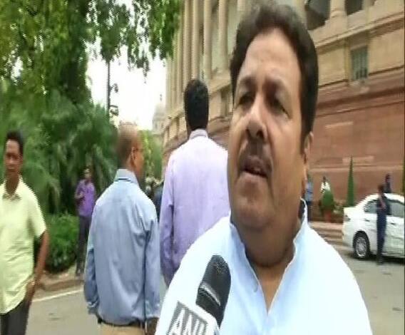 কারও কোনও সুবিধা হবে না, পুরোটাই ভাষণ, বাজেট নিয়ে প্রতিক্রিয়া কংগ্রেস নেতা রাজীব শুক্লর