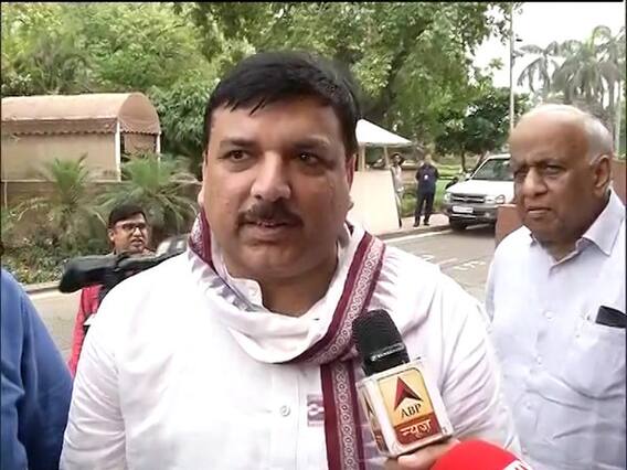 बजट 2019: AAP नेता संजय सिंह ने कहा- ये आम आदमी पर भार डालने वाला बजट है