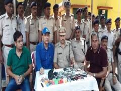 બિહાર : 56 જેલમાં પડ્યા દરોડા, ગાંજો-મોબાઇલ સહિત શું શું મળી આવ્યું? જુઓ વીડિયો