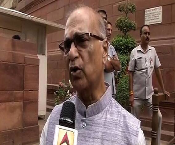 বাজেট হয়েছে কর্পোরেটদের জন্য, কোটি কোটি কর্মহীন যুবাদের জন্য নয়, কটাক্ষ কংগ্রেস নেতা প্রদীপ ভট্টাচার্যর