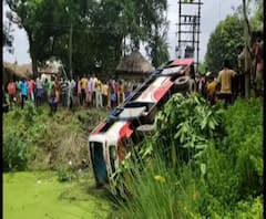 আরামবাগের দিহিবায়রাতে বাস দুর্ঘটনা, আহত ২৫-৩০