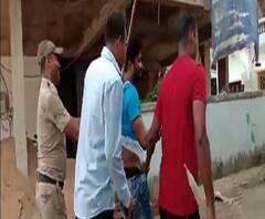 নারায়ণপুরে তৃণমূলের দুই গোষ্ঠীর ‘সংঘর্ষ’, বোমাবাজি-গুলি