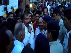 बिहार में जंगलराज ! दिनदहाड़े ठेकेदार की हुई हत्या...अपराधियों के हाथों में AK-47, देखिए ये रिपोर्ट