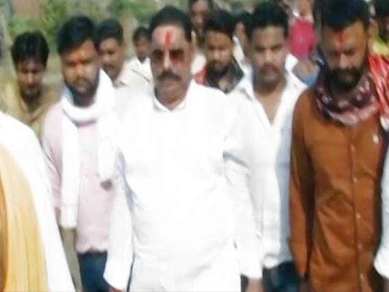 Absconding Bihar MLA Scared Of This Lady Police Officer? | Sansani