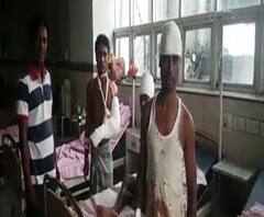 নানুরে ফের তৃণমূলের গোষ্ঠীদ্বন্দ্ব, বোমাবাজি, বাড়ি ভাঙচুর, লুঠপাট, ধারাল অস্ত্র নিয়ে হামলা, আহত ৮