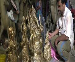 Reporter Stories: বাদকুল্লা থেকে পিতলের গণেশ সহ অন্যান্য দেব-দেবীর মূর্তি পাড়ি দিচ্ছে আটলান্টা
