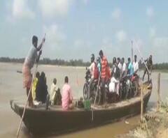 Reporter Stories: সুবর্ণরেখায় লাইফ জ্যাকেট ছাড়াই নদী পারাপার 