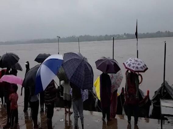 નર્મદા ડેમમાંથી પાણી છોડાતા ચાંદોદ,કરનાળી અને નંદેરીયામાં એલર્ટ, મલ્હાર ઘાટના 14 પગથિયા ડૂબી ગયા