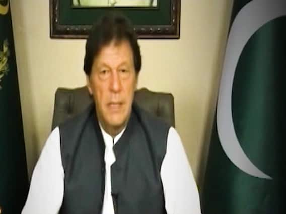 Facing failure on raising Kashmir issue, Pak tries to raise war| Master Stroke Full