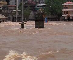 Nashik Flood | नाशिकमध्ये महापुरानंतर रोगराई पसरण्याची भीती, कावीळ, डेंग्यूसारखे आजार पसरण्याची शक्यता | ABP Majha 