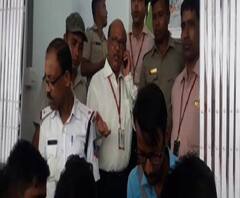 Reporter Stories: শিলিগুড়িতে স্বর্ণ ঋণদানকারী সংস্থায় ডাকাতির ঘটনায় অভিযুক্তরা অধরা, বিক্ষোভ বন্ধক রাখা অলঙ্কার নিয়ে উদ্বিগ্ন গ্রাহকদের