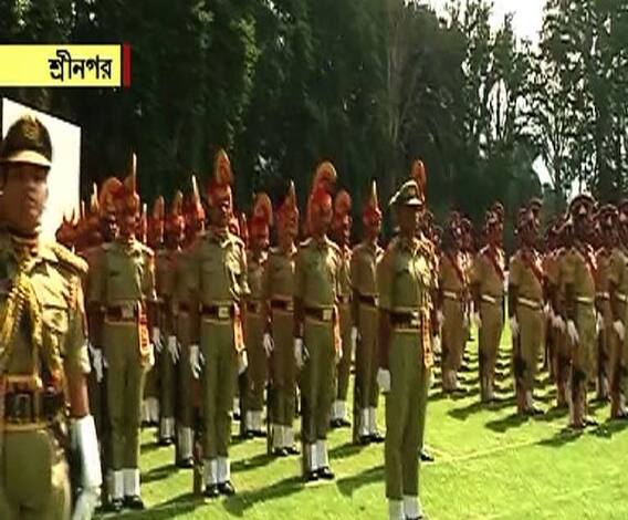 স্বাধীনতা দিবসরে আগে শ্রীনগরের শের-ই-ময়দানে জোরকদমে চলছে প্রস্তুতি