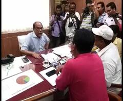 মেজাজ হারিয়ে বিতর্কে শিলিগুড়ির মেয়র অশোক ভট্টাচার্য, দেখুন ভিডিও 