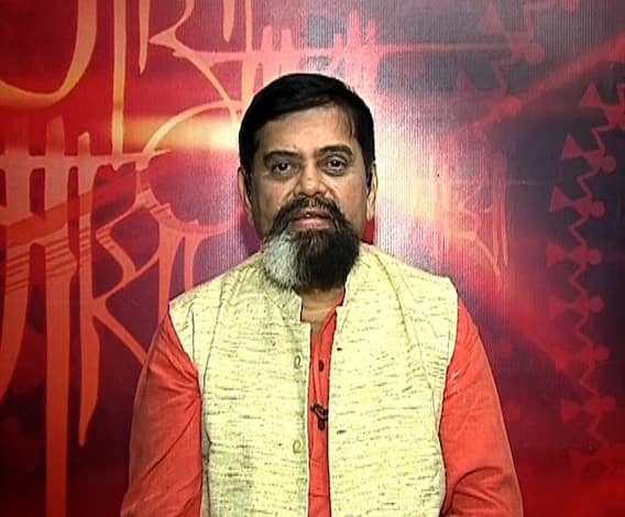 VIDEO | कॉर्पोरेट टॅक्स कपातीतून आपल्या हाती काय? अर्थतज्ञ अच्युत गोडबोले यांच्याशी बातचीत | ABP Majha