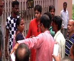 Reporter Stories: নানুরকান্ডে বিজেপি নেতার দেহ নিতে এনআরএসে হাজির পরিবার, ডেপুটি সুপারের কাছে পুলিশের বিরুদ্ধে অভিযোগ দায়ের