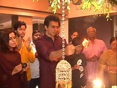 Sonu Sood के घर पधारे गणपति बप्पा, विधि-विधान से पूरे परिवार ने की पूजा, देखिए ये खास बातचीत