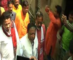 Reporter Stories: নানুরে নিহত বিজেপি কর্মীর বাড়িতে মুকুল রায়