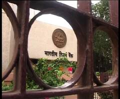 রেপো রেট অনুযায়ী করতে হবে সুদের হার, ব্যাঙ্কগুলিকে নির্দেশ আরবিআইয়ের