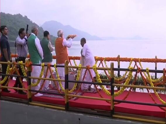 PM મોદીએ ઐતિહાસિક સપાટીએ પહોંચેલી નર્મદા નદીના જન્મદિવસે કર્યા વધામણા, જુઓ વીડિયો