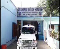 Reporter Stories: ভরদুপুরে দুর্গাপুর পুরসভার সামনে রাখা গাড়ির কাচ ভেঙে ছিনতাই