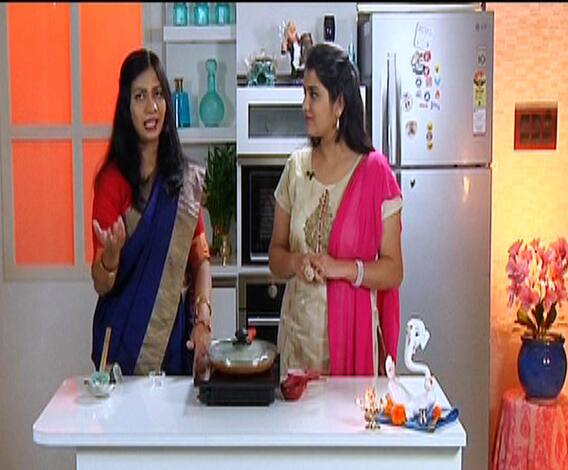 Madhura Bachal | गृहिणी ते यशस्वी फूड ब्लॉगर.. मधुरा बाचल यांच्या खजिन्यातून अस्सल कोंकणी रेसिपी | ABP Majha