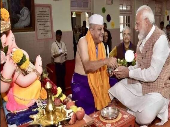 PM મોદીએ મુંબઈમાં ગણપતિની કરી પૂજા, જુઓ વીડિયો