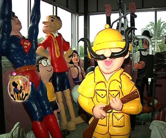 কমিকসের কার্টুন চরিত্ররা এক সঙ্গে হাজির সল্টলেক বিজে ব্লকের পুজোয়