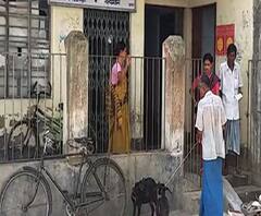 Reporter Stories: কাটোয়ায় পশু হাসপাতালের নতুন ভবন পরিদর্শন প্রাণিসম্পদ উন্নয়ন মন্ত্রীর