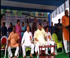 ‘ওরা মস্তান হলে আমি ডন’, হুঁশিয়ারি অনুব্রতর, ‘ভয় পেয়েছেন’, পাল্টা দিলীপ - আরও খবর এক ঝলকে 