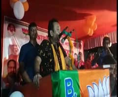 ‘বাংলা প্রেমের জায়গা, পরকীয়ার নয়’, বৈশাখীকে বাদ দিয়ে ‘গ্ল্যামার ক্যুইন’ দেবশ্রীকে দলে নেওয়ার আর্জি জয়ের 