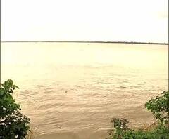 Reporter Stories: রূপনারায়ণে নৌকাডুবি, উদ্ধার ৩৪, এখনও নিখোঁজ বেশ কয়েকজন