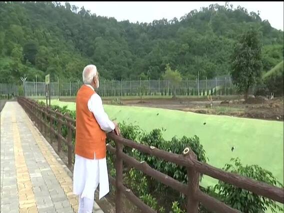 PM Modi Birthday : મોદીએ જંગલ સફારીમાં મારી લટાર, જુઓ વીડિયો