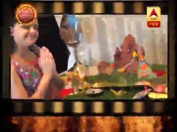 Picture of Ruhanika Dhawan welcoming Lord Ganesha