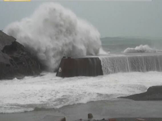 जापान में डूब गई बुलेट ट्रेन, 60 साल के सबसे खतरनाक तूफान हगिबिस ने मचाई भयानक तबाही
