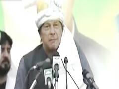 Imran Khan के खिलाफ पाक मीडिया ने खोला मोर्चा, बन रहे हैं तख्तापलट के आसार