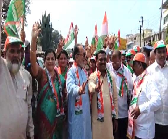 Vidhan Sabha 2019 | विकासाच्या नावानं सगळा भकासचं हाय नुसता, चिपळूणकरांच्या समस्या बोलीभाषेतून | ABP Majha