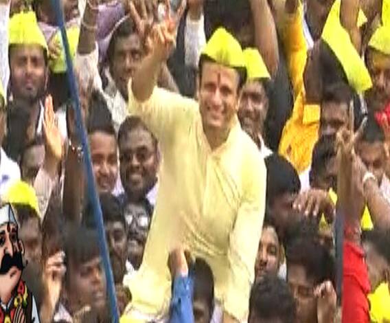 Vidhansabha 2019 | विधानसभेसाठी अर्ज भरण्याचा आज शेवटचा दिवस, महाराष्ट्रभरातल्या उमेदवारांनी भरले अर्ज | अर्ज किया है | ABP Majha