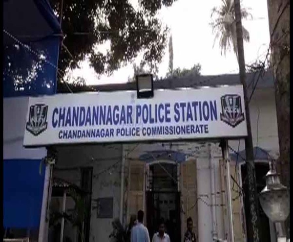 Reporter Stories: চন্দননগরে বাজার উদ্ধার ১০০ কেজি পচা মাংস, গ্রেফতার এক