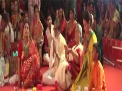 नवरात्रि के रंग में रंगा पूरा बॉलीवुड, बिग बी, काजोल समेत तमाम कलाकारों ने की शक्ति पूजा