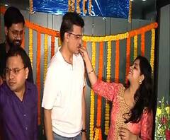 কাটা হল কেক, বেহালায় সৌরভের অফিসেও উৎসব, ‘মহারাজকে’ সংবর্ধনা সহকর্মীদের