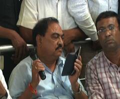 VIDEO | भाजपची उमेदवारी न मिळण्याचे एकनाथ खडसेंचे संकेत, अपक्ष लढण्याची समर्थकांची मागणी | ABP Majha