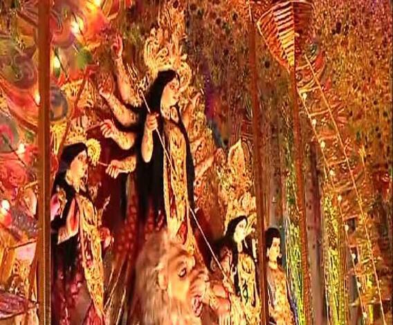 পুজোয় কলকাতা সহ দক্ষিণবঙ্গে দফায় দফায় বিক্ষিপ্ত বৃষ্টির সম্ভাবনা