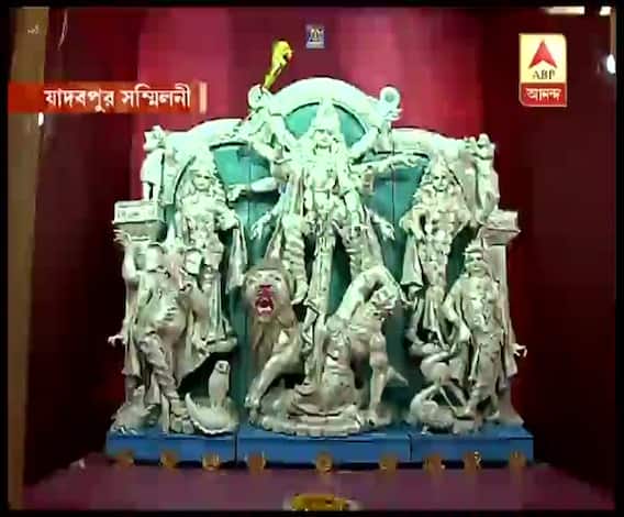 জমজমাট যাদবপুর সম্মিলনী, পূর্ব পুটিয়ারী, সাহাপুর সর্বজনীন, হাজরা ২২ পল্লি, পেয়ারাবাগান সর্বজনীন, রুচিরা রেসিডেন্সির পুজো