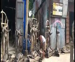 Reporter Stories: প্রাচীরে বন্ধ রাস্তা, সমস্যায় শিলিগুড়ি কুমোরটুলির বাসিন্দারা