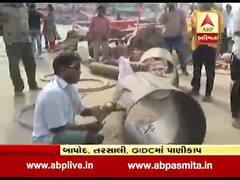 વડોદરાઃ સોમા તાળવા પાસે લીક થયેલી પાણીની પાઇપલાઇનનુ રિપેરિંગ કામ તાત્કાલિક ધોરણે શરૂ કરાયુ, જુઓ વીડિયો